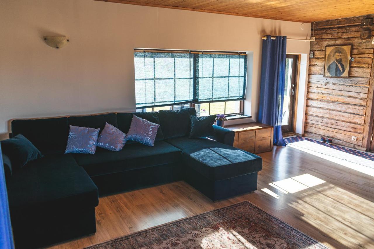 Tiiupesa Guest House Hellamaa  Ngoại thất bức ảnh