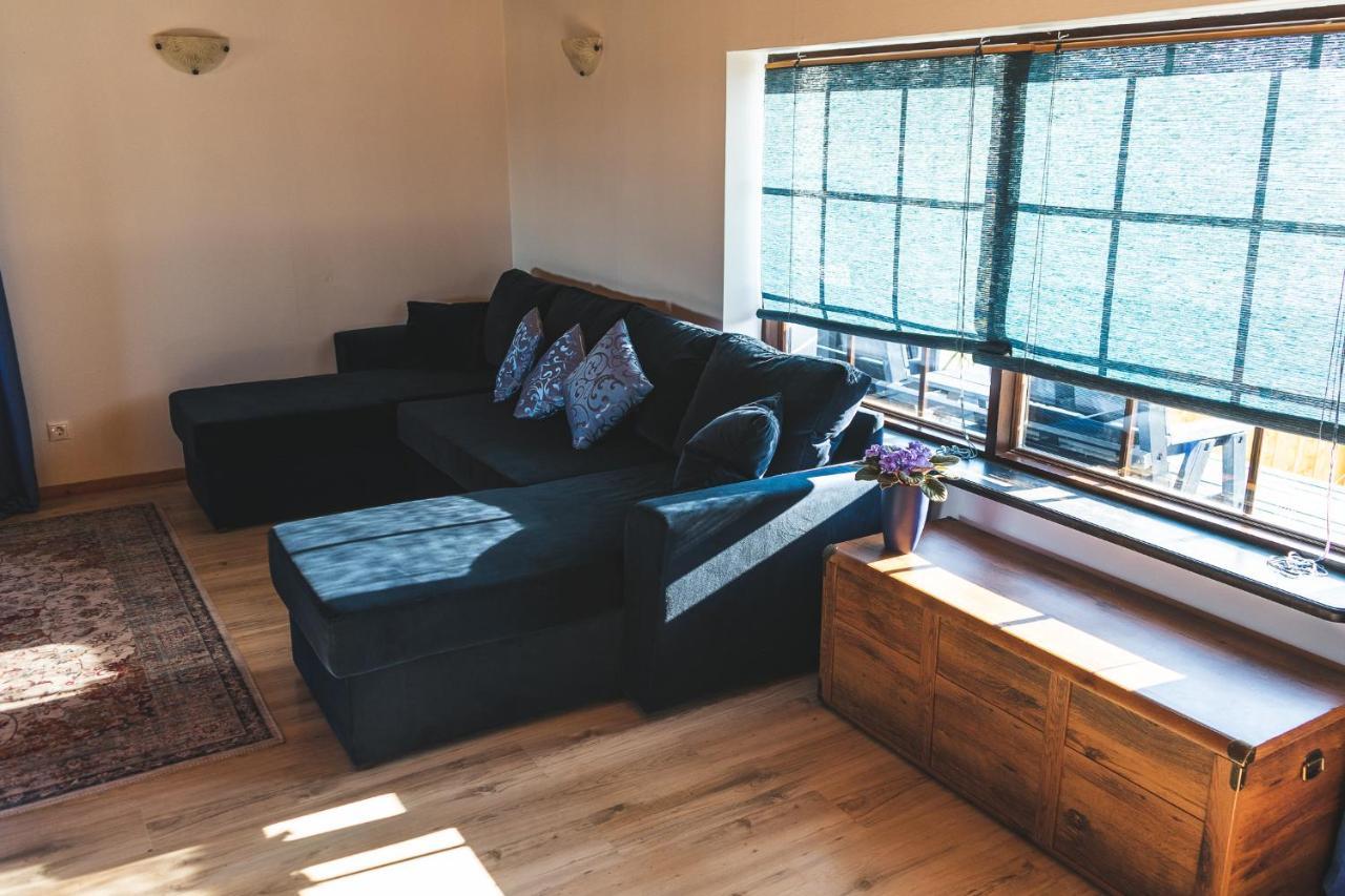 Tiiupesa Guest House Hellamaa  Ngoại thất bức ảnh